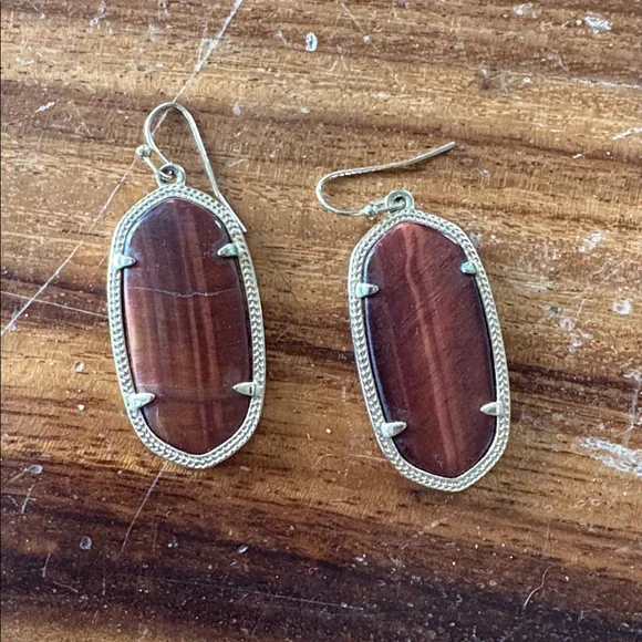 KENDRA SCOTT Tiger’s Eye and Gold Earrings - Picture 4 of 4